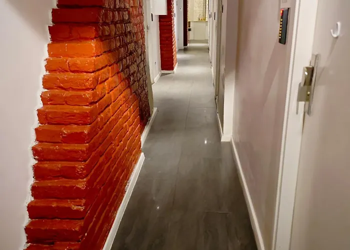 Best Price City Center H57 Nice Room